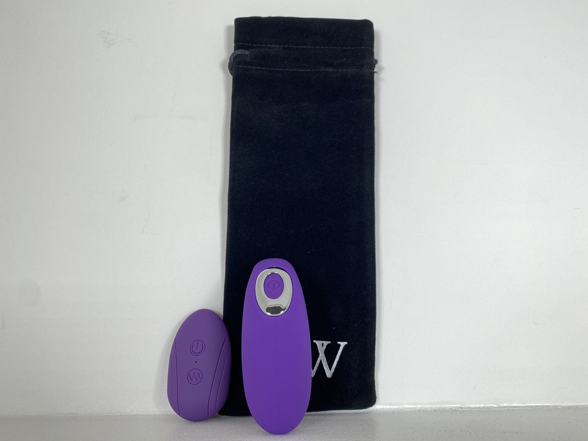 Hestia – Lightweight U - Shaped Vibrator, G - Spot Clitoral Vibe - DelightsDownSouth